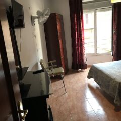 Отель Hostal Becerrea Мадрид спортивное сооружение