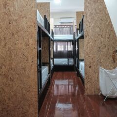 The Bridge Hostel Бангкок интерьер отеля фото 2