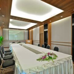 Отель The Ashlee Plaza Patong Hotel & Spa Таиланд, Карон-Бич - 1 отзыв об отеле, цены и фото номеров - забронировать отель The Ashlee Plaza Patong Hotel & Spa онлайн помещение для мероприятий фото 2