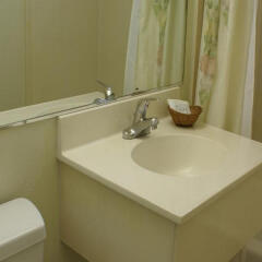 Отель American Inn & Suites LAX Airport ванная фото 2