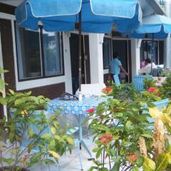 Отель Mid Town Inn питание