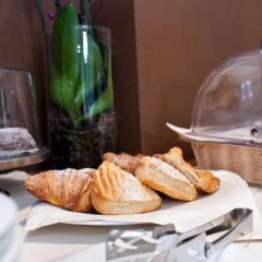 Отель HC3 Hotel Италия, Болонья - 1 отзыв об отеле, цены и фото номеров - забронировать отель HC3 Hotel онлайн питание фото 2