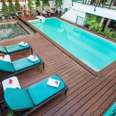 Отель Pinnacle Lumpinee Park Бангкок бассейн фото 2