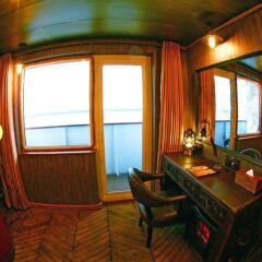 Vintage Luxury Yacht Hotel удобства в номере