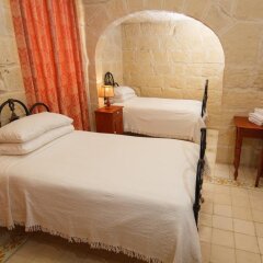 Отель Maria's B&B комната для гостей фото 2