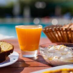 Alonia Hotel Apartments гостиничный бар