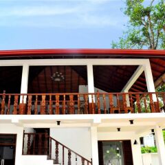 Отель Rockery Villa Шри-Ланка, Бентота - отзывы, цены и фото номеров - забронировать отель Rockery Villa онлайн балкон