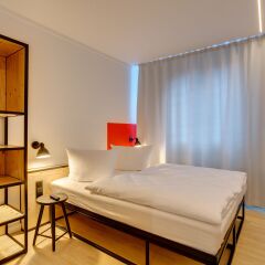 Отель MEININGER Hotel Leipzig Hauptbahnhof Германия, Лейпциг - 2 отзыва об отеле, цены и фото номеров - забронировать отель MEININGER Hotel Leipzig Hauptbahnhof онлайн комната для гостей фото 5