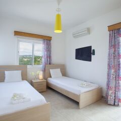 Отель Protaras Views Villa Кипр, Протарас - отзывы, цены и фото номеров - забронировать отель Protaras Views Villa онлайн комната для гостей