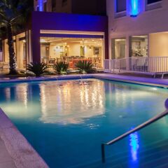 Отель Holiday Inn Express Guadalajara Aeropuerto с домашними животными