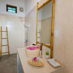 Отель Hoi An Rustic Villa ванная