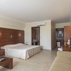 Отель Costa Lindia Beach