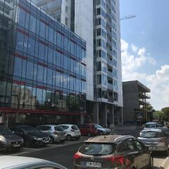 Апартаменты Poznan Apartments Towarowa парковка