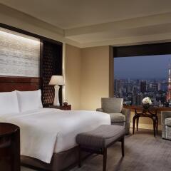Отель The Ritz Carlton Tokyo 5* Номер Делюкс