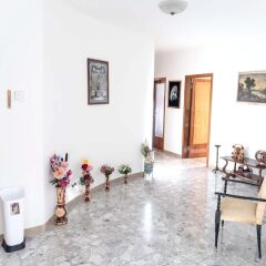 Апартаменты Apartment With 4 Bedrooms in Recanati, With Wonderful Mountain View, Enclosed Garden and Wifi - 8 km From the Beach Реканати комната для гостей