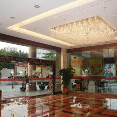 Отель Zhongshan Dongyue Hotel Китай, Чжуншань - отзывы, цены и фото номеров - забронировать отель Zhongshan Dongyue Hotel онлайн интерьер отеля фото 7