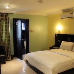 Отель The Hedge Suites Нигерия, Лагос - отзывы, цены и фото номеров - забронировать отель The Hedge Suites онлайн комната для гостей фото 3