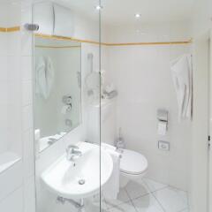 Отель Novum Hotel Prinz Eugen Wien Австрия, Вена - - забронировать отель Novum Hotel Prinz Eugen Wien, цены и фото номеров ванная фото 2