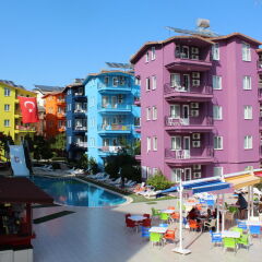 Rainbow Castle Hotel балкон
