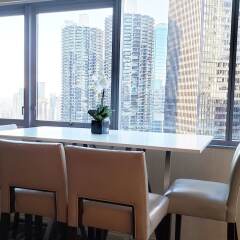 Отель Wyndham Grand Chicago Riverfront в номере фото 2