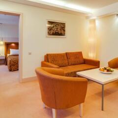 President Hotel комната для гостей фото 13