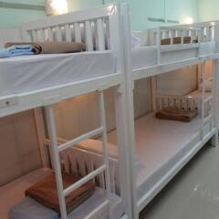 Khaosan River Inn Hostel Бангкок балкон
