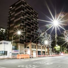 Апартаменты Spencer Street Apartments парковка