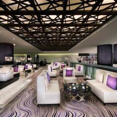 Отель Sofitel Abu Dhabi Corniche ОАЭ, Абу-Даби - 1 отзыв об отеле, цены и фото номеров - забронировать отель Sofitel Abu Dhabi Corniche онлайн гостиничный бар