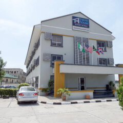 The Travel House Budget Hotels in Ikeja, Nigeria from 97$, photos, reviews - zenhotels.com parking