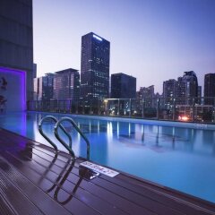 Отель Hilton Shenzhen Futian бассейн фото 2