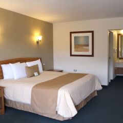 Отель Best Western Cumbres Inn Cd. Cuauhtémoc комната для гостей фото 2