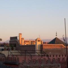 Отель Riad le Coq Fou городской автобус