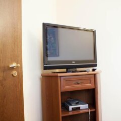 Yalynka Hotel Волосянка сейф в номере