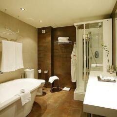 Отель Sercotel Madrid Aeropuerto Мадрид