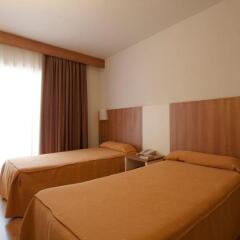 Отель Golden Avenida Suites комната для гостей фото 2