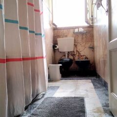 Absolut Morning Hostel Лиссабон парковка