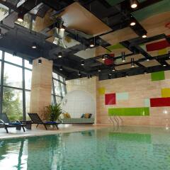 Отель Aloft Beijing, Haidian бассейн