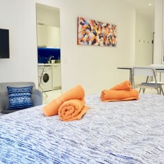Апартаменты Luxury Suite Studio in Athens комната для гостей фото 2