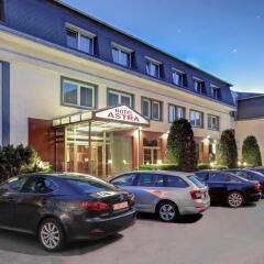Hotel Astra парковка