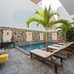 Отель Golden Palm Villa бассейн фото 2