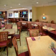 Отель Holiday Inn Raleigh Durham Airport питание фото 3