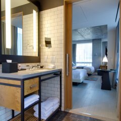 Hotel 50 Bowery NYC спа