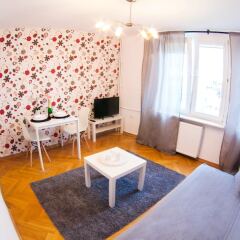 Отель Little Home - Warsaw Royal Польша, Варшава - отзывы, цены и фото номеров - забронировать отель Little Home - Warsaw Royal онлайн комната для гостей