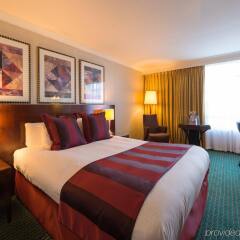 Отель Crowne Plaza Liverpool - John Lennon Airport Великобритания, Ливерпуль - отзывы, цены и фото номеров - забронировать отель Crowne Plaza Liverpool - John Lennon Airport онлайн комната для гостей фото 4