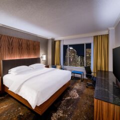 Отель Hyatt Regency Calgary Канада, Калгари - отзывы, цены и фото номеров - забронировать отель Hyatt Regency Calgary онлайн комната для гостей фото 5