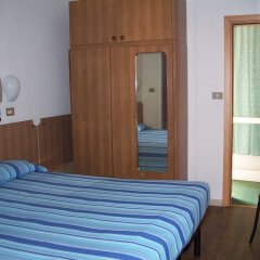 Hotel Nadia Римини комната для гостей фото 3