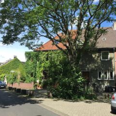 Отель Messezimmer Nähe Zentrum Кёльн парковка
