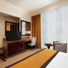 Landmark Premier Hotel удобства в номере