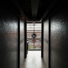 Issara by d Hostel интерьер отеля фото 3