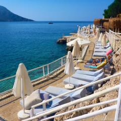 Kalkan Suites Турция, Калкан - отзывы, цены и фото номеров - забронировать отель Kalkan Suites онлайн пляж